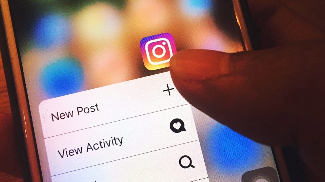 custom posting schedule for instagram